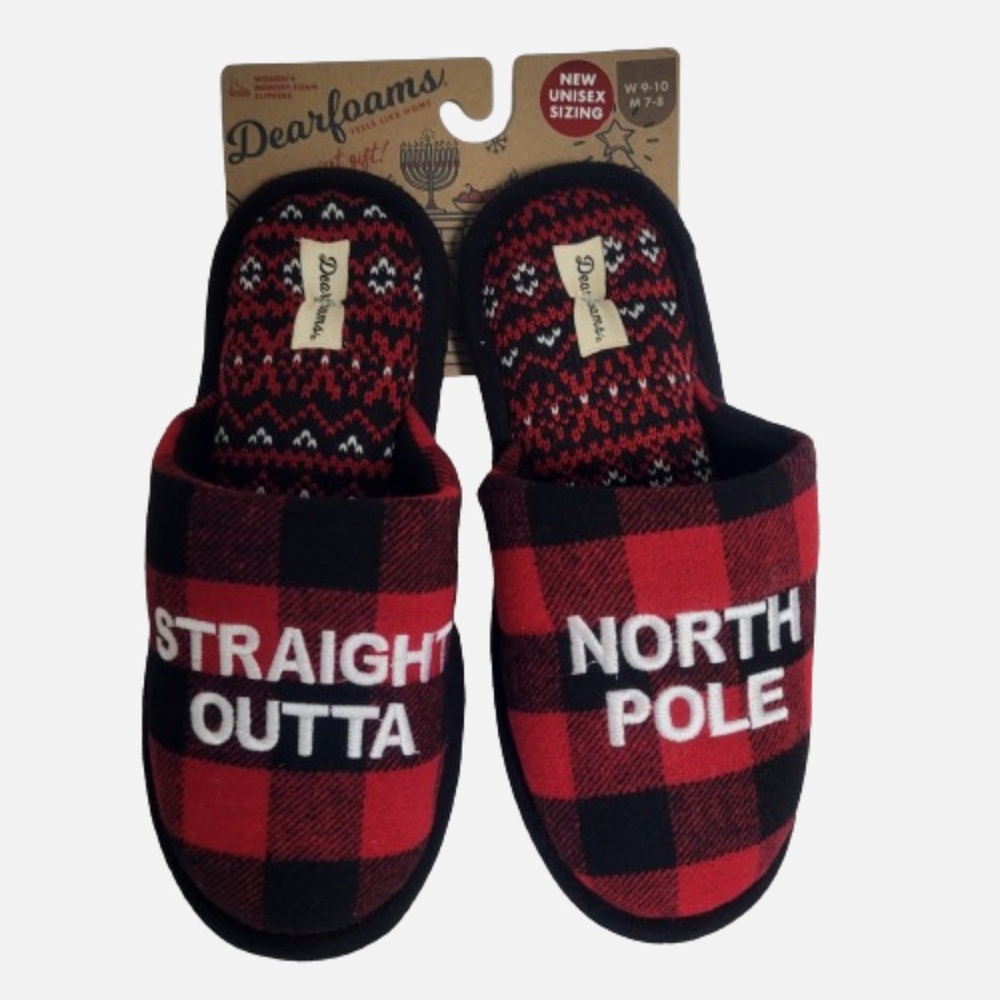 NWT DEARFOAM Straight Outta North Pole" Plaid Slippers M 7-8 ❤️